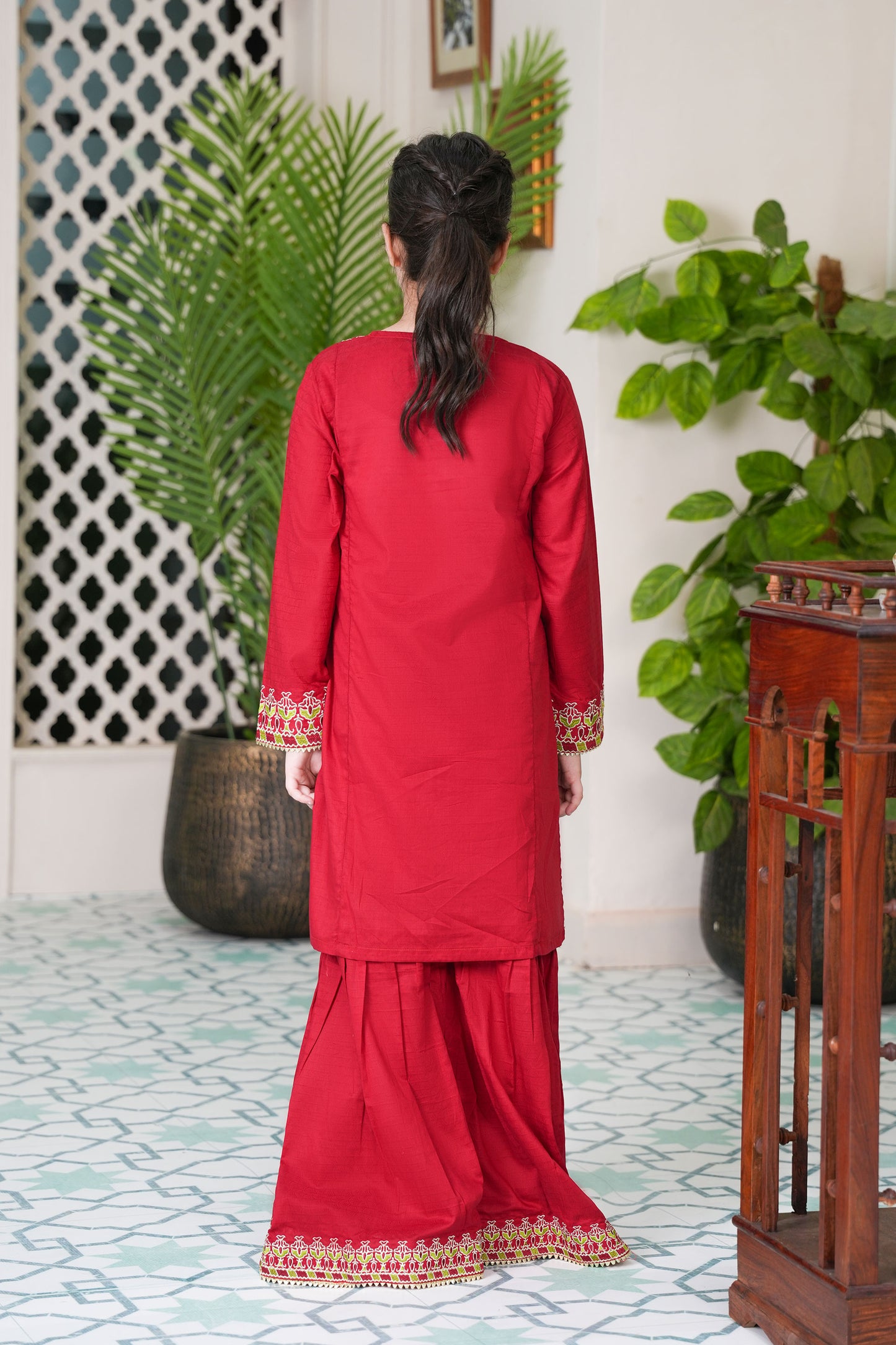 Gulab Embroidered 3 Pcs Suit