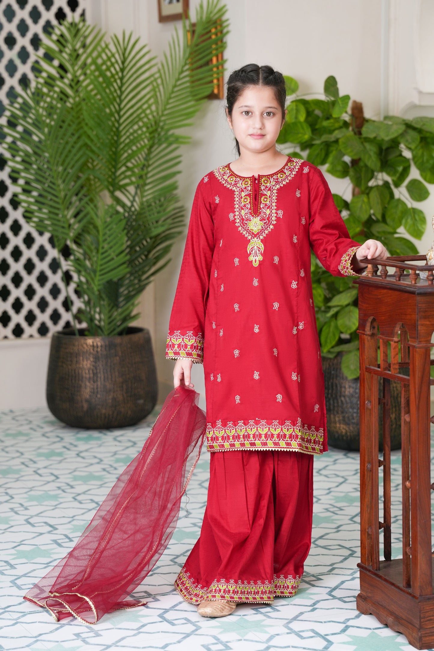 Gulab Embroidered 3 Pcs Suit