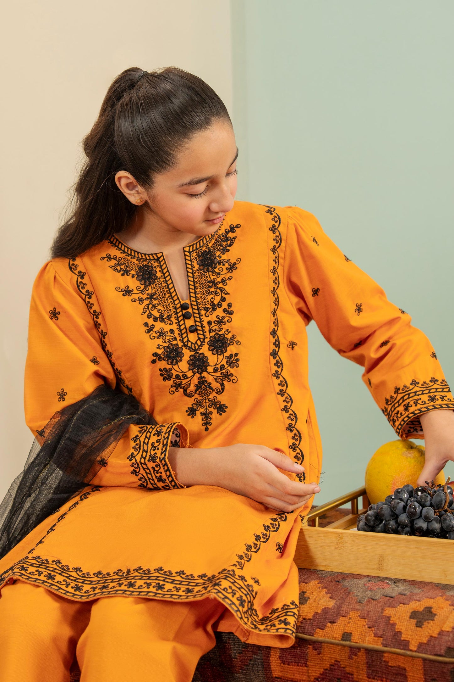 Sunehri Sunset -Khaddar 3Pcs Suit